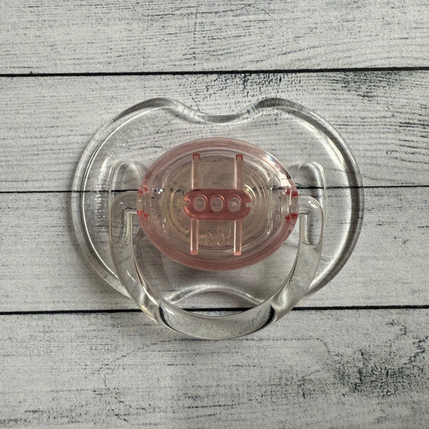 Avent Transparent Pink Reborn Magnetic Dummy - self fit magnet