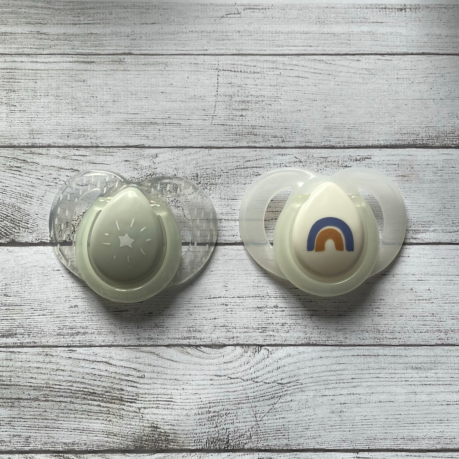 Pacifier Phone Holder Tommee Tippee Dummies Tommee