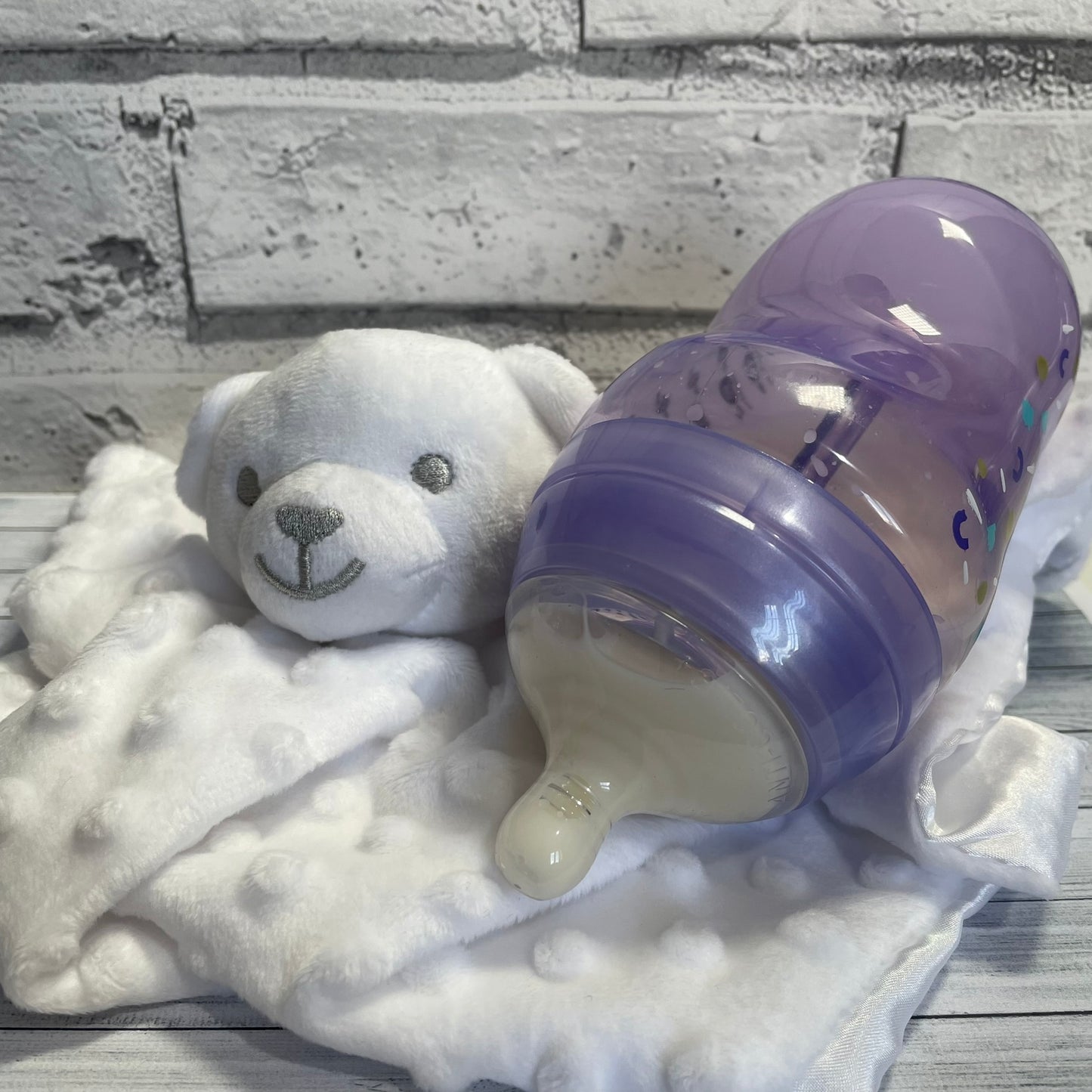 Tommee Tippee Lilac Anti Colic Reborn Fake Milk Bottle 9oz