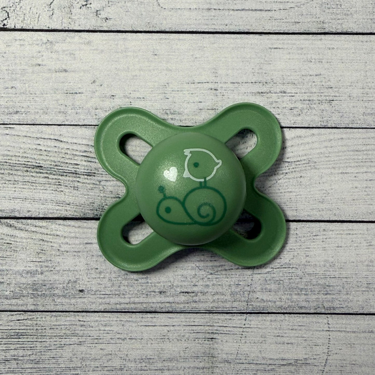 MAM Sage Green Snail Reborn Magnetic Dummy - self fit magnet