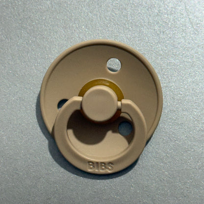 BIBS Beige Reborn Magnetic Dummy - self fit magnet