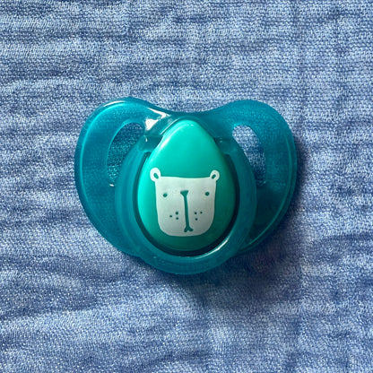 Tommee Tippee Bear Face Reborn Magnetic Dummy - self fit magnet
