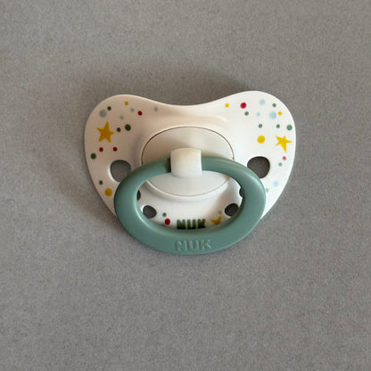 NUK Sage Green Stars Reborn Magnetic Dummy - self fit magnet