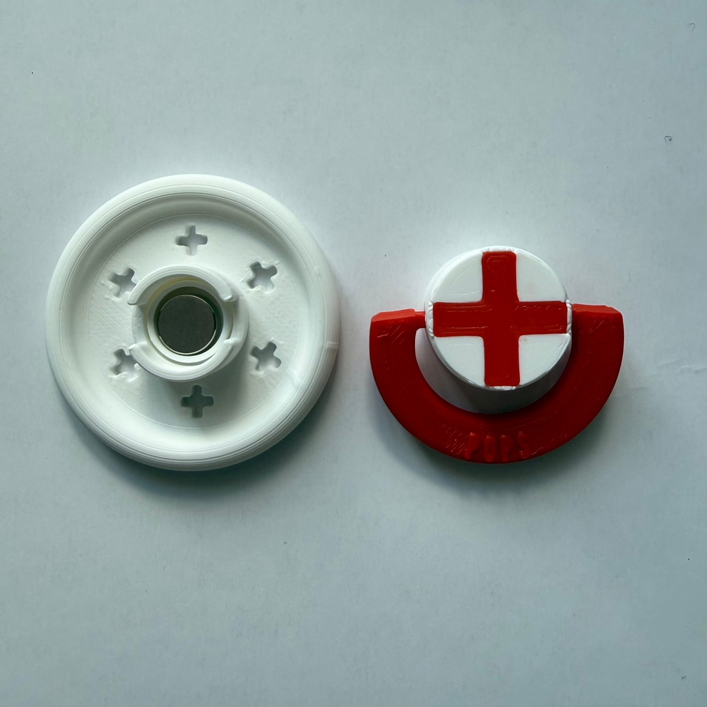POPS by Granny P England World Cup Reborn Reversible Magnet Dummy / Pacifier