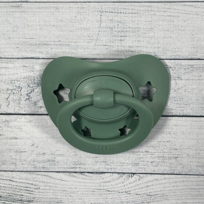 NUK Sage Green Stars Reborn Magnetic Dummy - self fit magnet