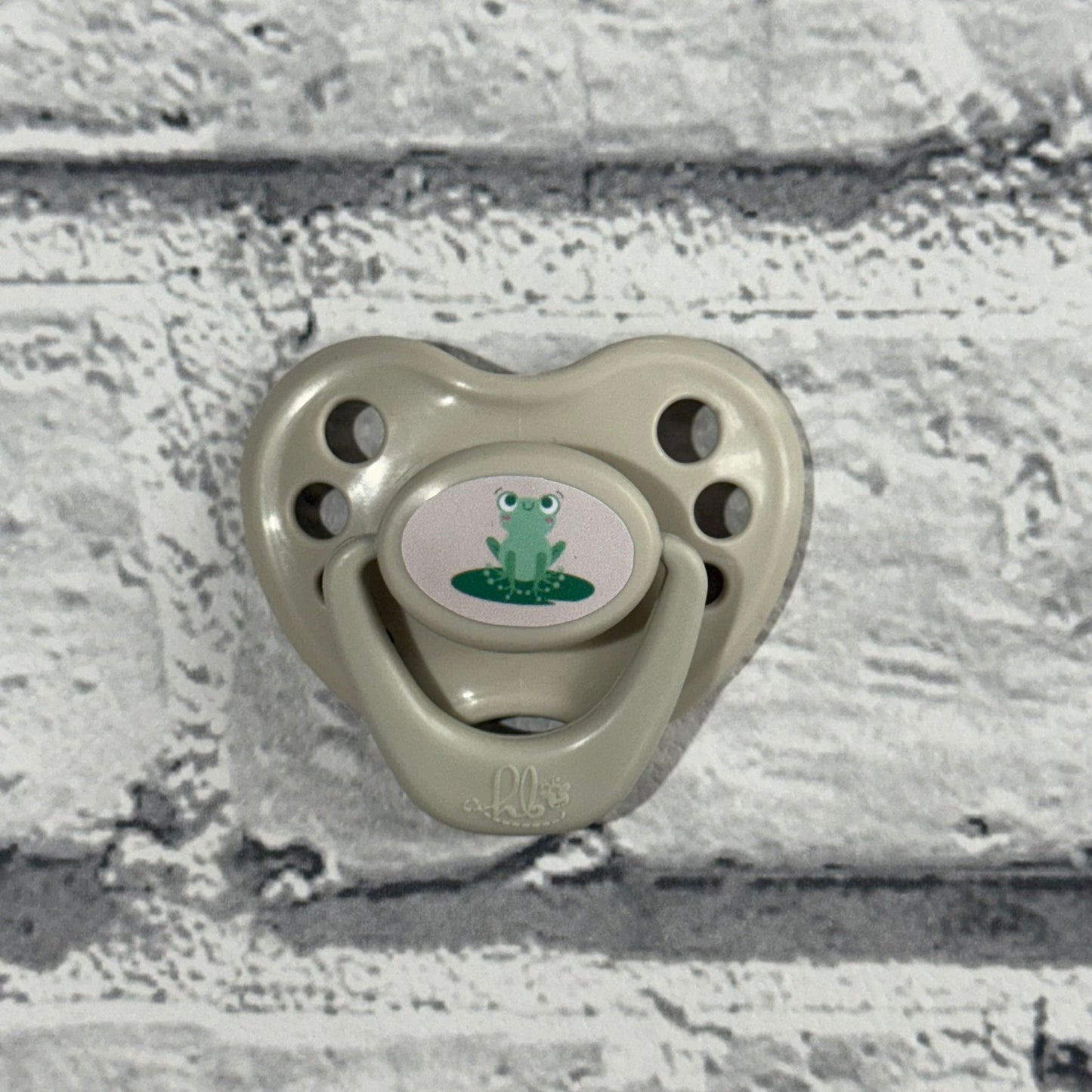 Frog Oval Reborn Magnetic Dummy Stickers